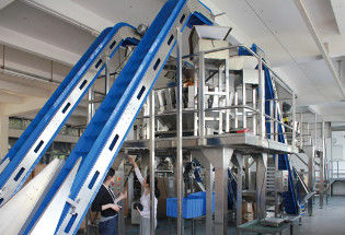 ISO 9001 μηχανή συσκευασίας τροφίμων πρόχειρων φαγητών 14 επικεφαλής 1.6L για ξηρό - φρούτα