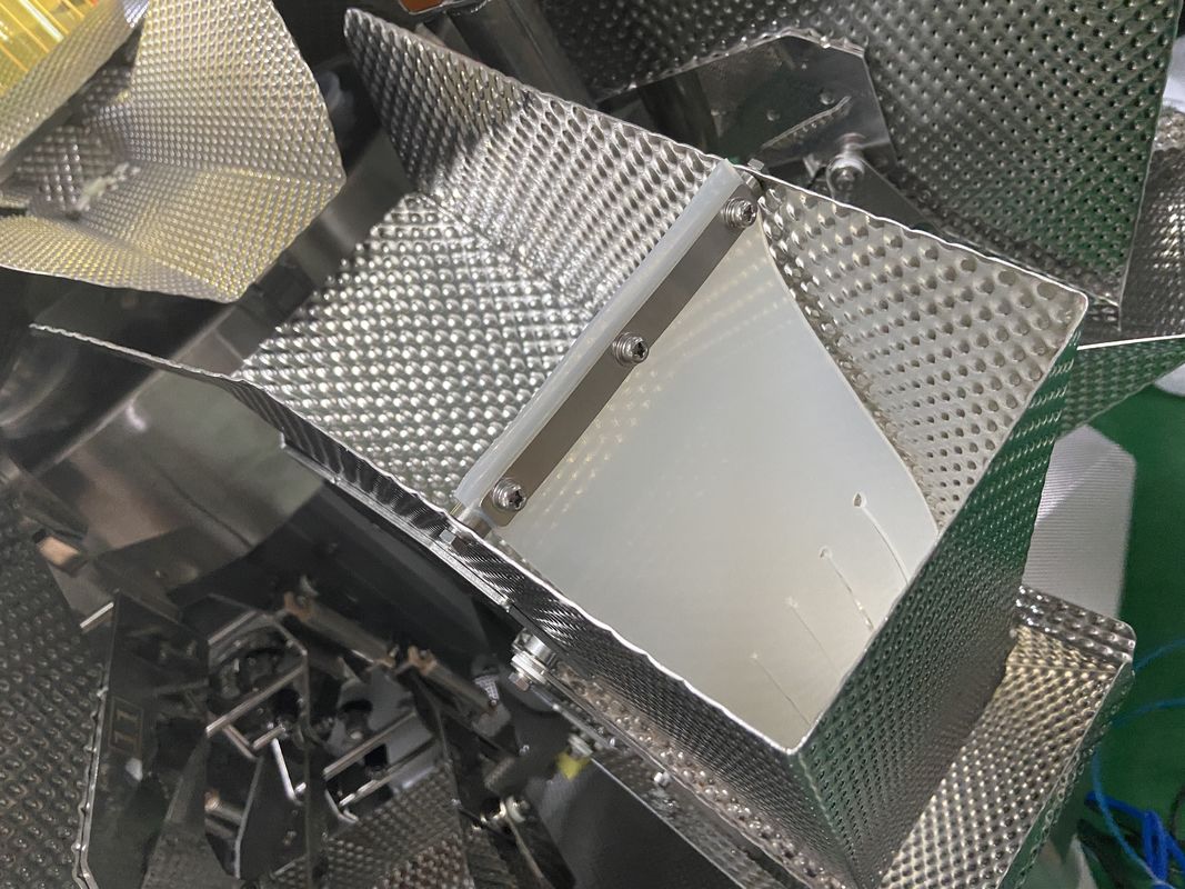 14 Weigher Multihead χοανών μηχανή συσκευασίας 0.8L 1.6L 2.5L για τα εύθραυστα φρούτα