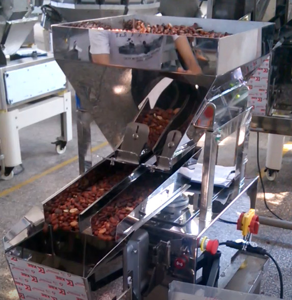 10WPM αυτόματος Weigher μηχανών ενιαίος επικεφαλής 3L πλήρωσης και σφράγισης ζυγίσματος γραμμικός βαθμός τροφίμων