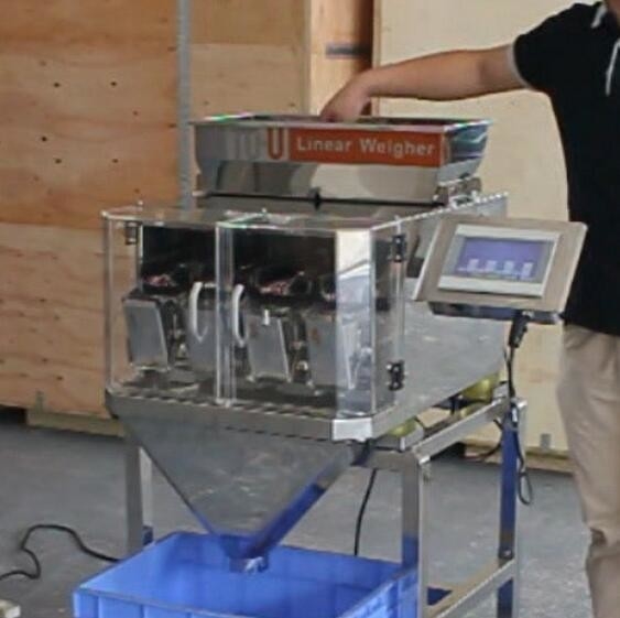 0.8KW 200g 4 επικεφαλής Weigher 0.5L γραμμική μηχανή συσκευασίας 80 P/M
