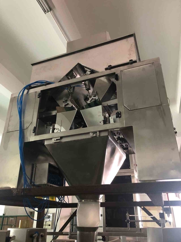 Αυτόματος γραμμικός Weigher SUS304 35BMP τεσσάρων κεφαλιών για το ζυγίζοντας προϊόν 10000g