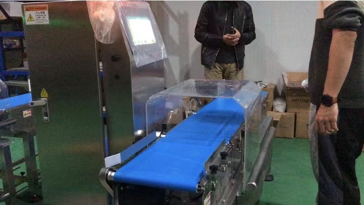 Weigher ελέγχου υψηλής ταχύτητας 1KW 120p/min για την επιθεώρηση του βάρους των προϊόντων