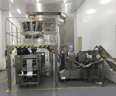 Γεμίζοντας ζυγίσματος ISO9001 50Bpm αυτόματη και σφραγίζοντας μηχανή για τα φυστίκια δερμάτων ψαριών